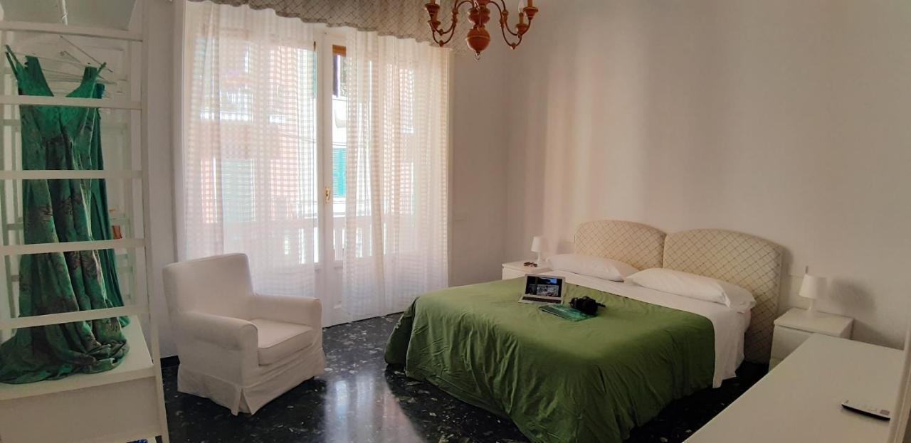 Aquarium By The Sea Apartment Levanto Exterior photo