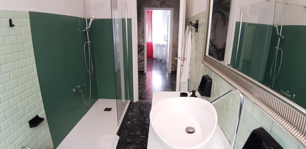 Aquarium By The Sea Apartment Levanto Exterior photo