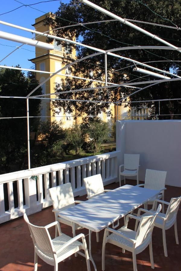 Aquarium By The Sea Apartment Levanto Exterior photo
